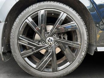 Volkswagen Golf 2.0 TDI 150 R-Line 5dr DSG