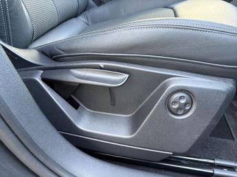 Audi Q2 5Dr Black Edition S 35 1.5 TFSI Auto