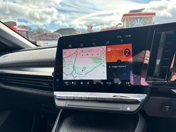 Renault Megane E-Tech EV60 160kW Launch Edition 60kWh OC 5dr Auto