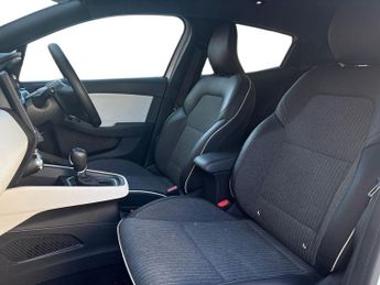 Renault Clio 1.6 E-TECH full hybrid 145 Techno 5dr Auto