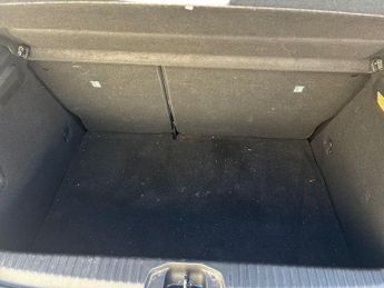 Renault Clio 1.6 E-TECH full hybrid 145 Techno 5dr Auto