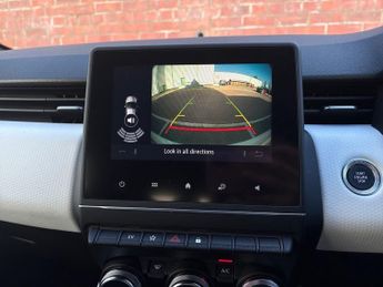 Renault Clio 1.6 E-TECH full hybrid 145 Techno 5dr Auto