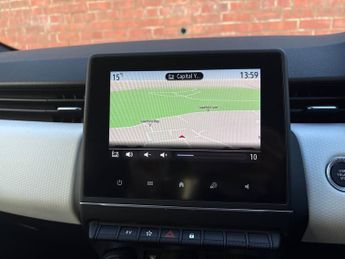 Renault Clio 1.6 E-TECH full hybrid 145 Techno 5dr Auto