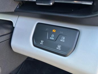 Ford Capri 5Dr Select Extended Range 2WD Auto