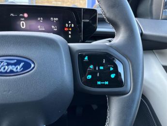 Ford Capri 5Dr Select Extended Range 2WD Auto