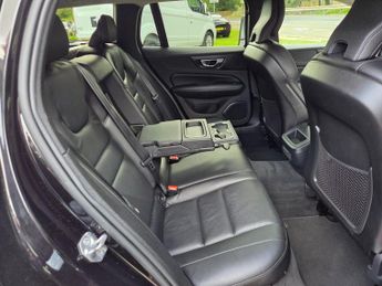 Volvo V60 2.0 D3 [150] Momentum Plus 5dr Auto