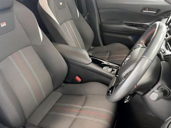 Toyota C-HR 1.8 Hybrid GR Sport 5dr CVT