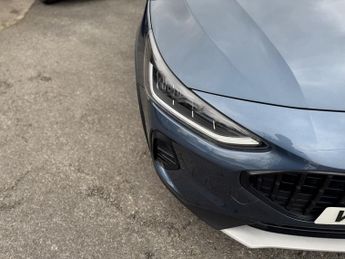 Ford Focus 1.0 EcoBoost Hybrid mHEV 155 Active X 5dr Auto