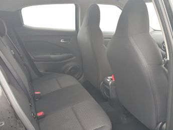 Nissan Juke 1.0 DiG-T 114 Acenta 5dr DCT