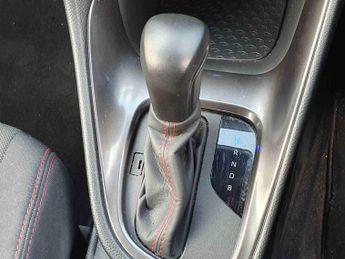 Toyota Yaris 1.5 Hybrid GR Sport 5dr CVT