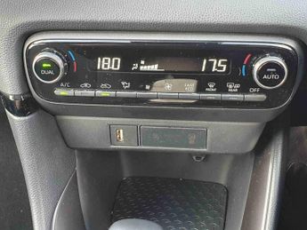 Toyota Yaris 1.5 Hybrid GR Sport 5dr CVT