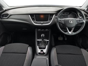 Vauxhall Grandland X 1.2 Turbo Business Edition Nav 5dr Auto