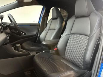 Toyota Yaris 5Dr Premiere Edition 1.5 Hybrid 130 Auto