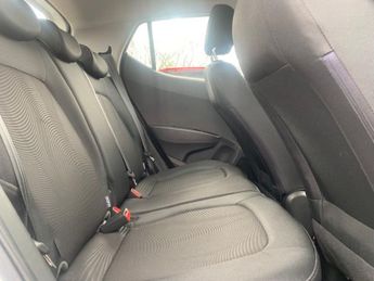 Hyundai i10 1.2 SE 5dr Auto