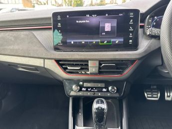 Skoda KAMIQ 5Dr Design Edition 1.0 TSI Auto