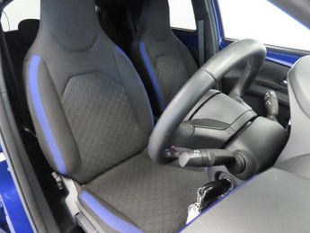 Toyota Aygo X 1.0 VVT-i Edge 5dr Auto