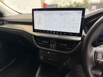 Ford Focus 5Dr Titanium Vignale 1.5 Tdci 120PS Auto