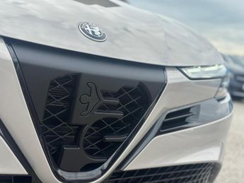 Alfa Romeo Junior 207kW Elettrica Veloce 54kWh 5dr Auto