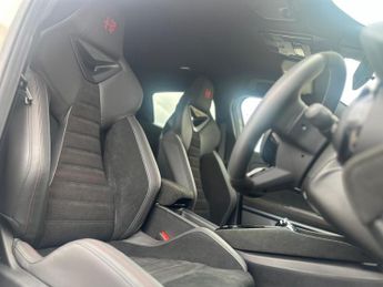 Alfa Romeo Junior 207kW Elettrica Veloce 54kWh 5dr Auto