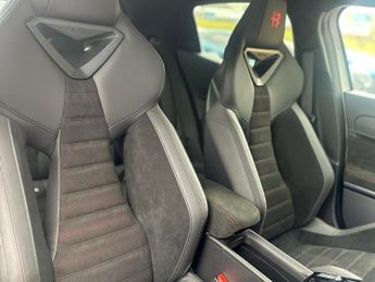 Alfa Romeo Junior 207kW Elettrica Veloce 54kWh 5dr Auto