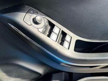 Ford Puma 5Dr ST-Line 1.0 MHEV 125PS Auto