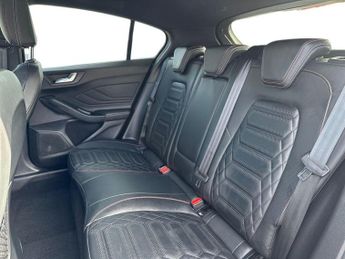 Ford Focus 5Dr ST-Line Vignale 1.0 MHEV 125PS Auto