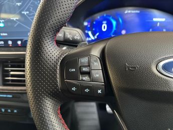 Ford Focus 5Dr ST-Line Vignale 1.0 MHEV 125PS Auto