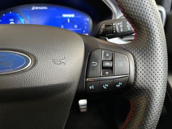 Ford Focus 5Dr ST-Line Vignale 1.0 MHEV 125PS Auto