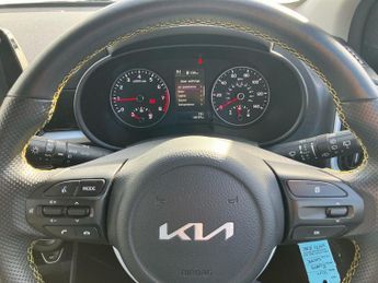 Kia Picanto 1.0 X-Line 5dr Auto