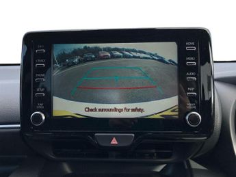 Toyota Yaris 1.5 Hybrid Design 5dr CVT