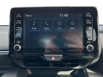 Toyota Yaris 1.5 Hybrid Design 5dr CVT