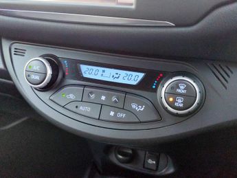 Toyota Yaris 1.5 Hybrid Y20 5dr CVT