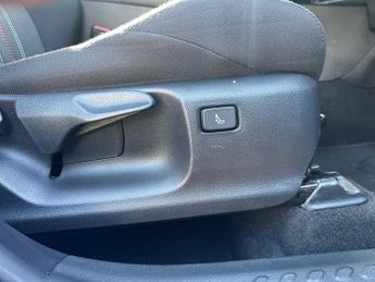 Toyota C-HR 5Dr GR Sport 1.8 Hybrid Auto