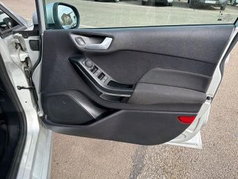 Ford Fiesta 5Dr ST-Line 1.0 MHEV 125PS Auto