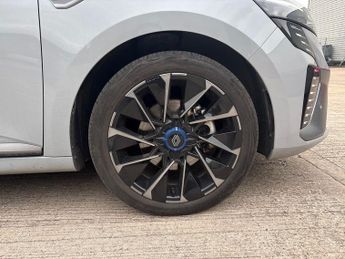 Renault Clio 1.6 E-TECH full hybrid 145 Esprit Alpine 5dr Auto