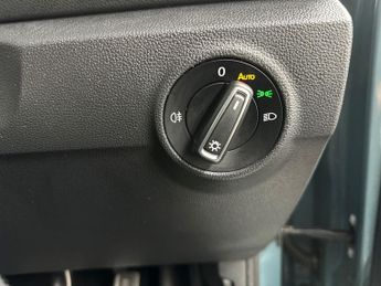 Volkswagen T-roc VW  5Dr R-Line 1.5 TSI Auto