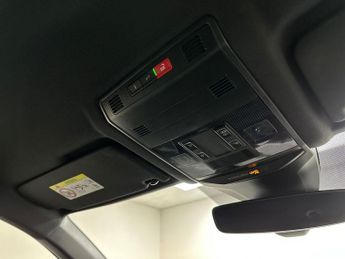 Volkswagen T-roc VW  5Dr R-Line 1.5 TSI Auto