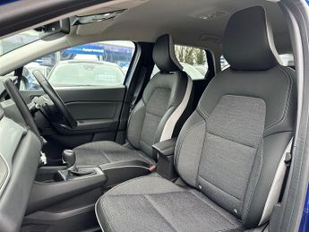 Renault Captur 5Dr S Edition 1.3 TCE 140 Auto