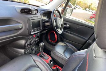 Jeep Renegade 2.0 Multijet Trailhawk 5dr 4WD Auto