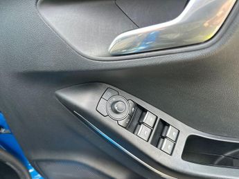 Ford Puma 5Dr ST-Line X 1.0 MHEV 125PS Auto