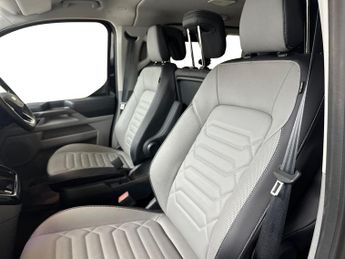 Ford Tourneo Custom 340 SWB Titanium X 65kWh 160kw / 218PS RWD Auto