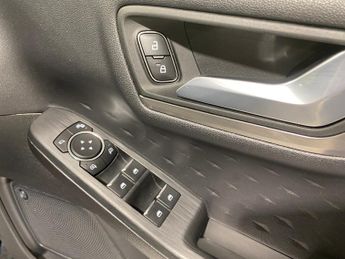 Ford Kuga 2.5 PHEV (190PS) Automatic Titanium 5dr.