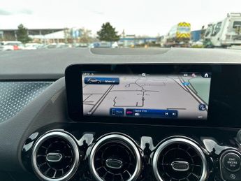 Mercedes-Benz GLA Class Mercedes GLA 200D 5Dr Sport Executive 2.0D Auto