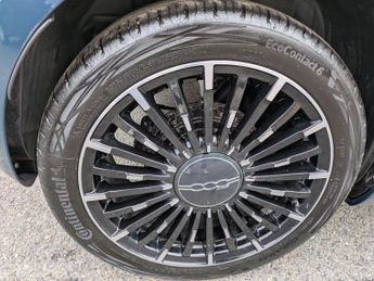 Fiat 500 87kW La Prima 42kWh 3dr Auto