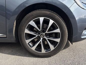 Renault Clio 1.0 TCe 90 Iconic 5dr Auto