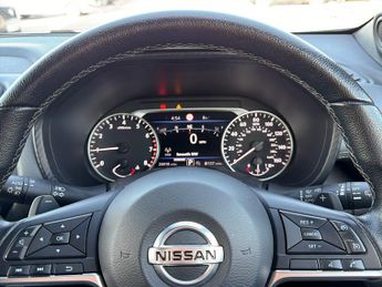 Nissan Juke 1.0 DiG-T 114 N-Connecta 5dr DCT