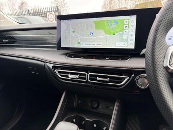 MG HS 5Dr Trophy 1.5 Hybrid + Auto