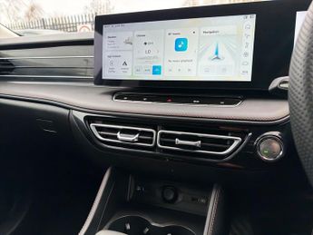 MG HS 5Dr Trophy 1.5 Hybrid + Auto