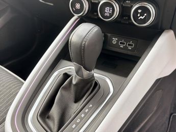 Renault Clio 1.6 E-TECH full hybrid 145 Techno 5dr Auto