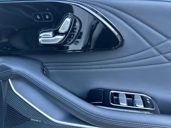 OMODA 9 5Dr Noble 1.5 PHEV Auto